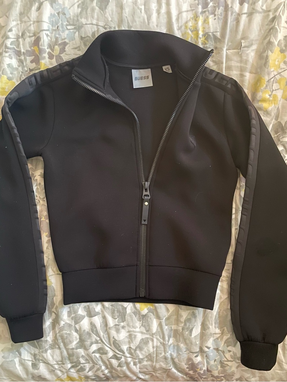 GUESS Cropped Black Zip-Up Track Jacket